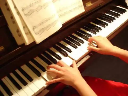 鋼琴老師的優點,具備20條堪稱優秀